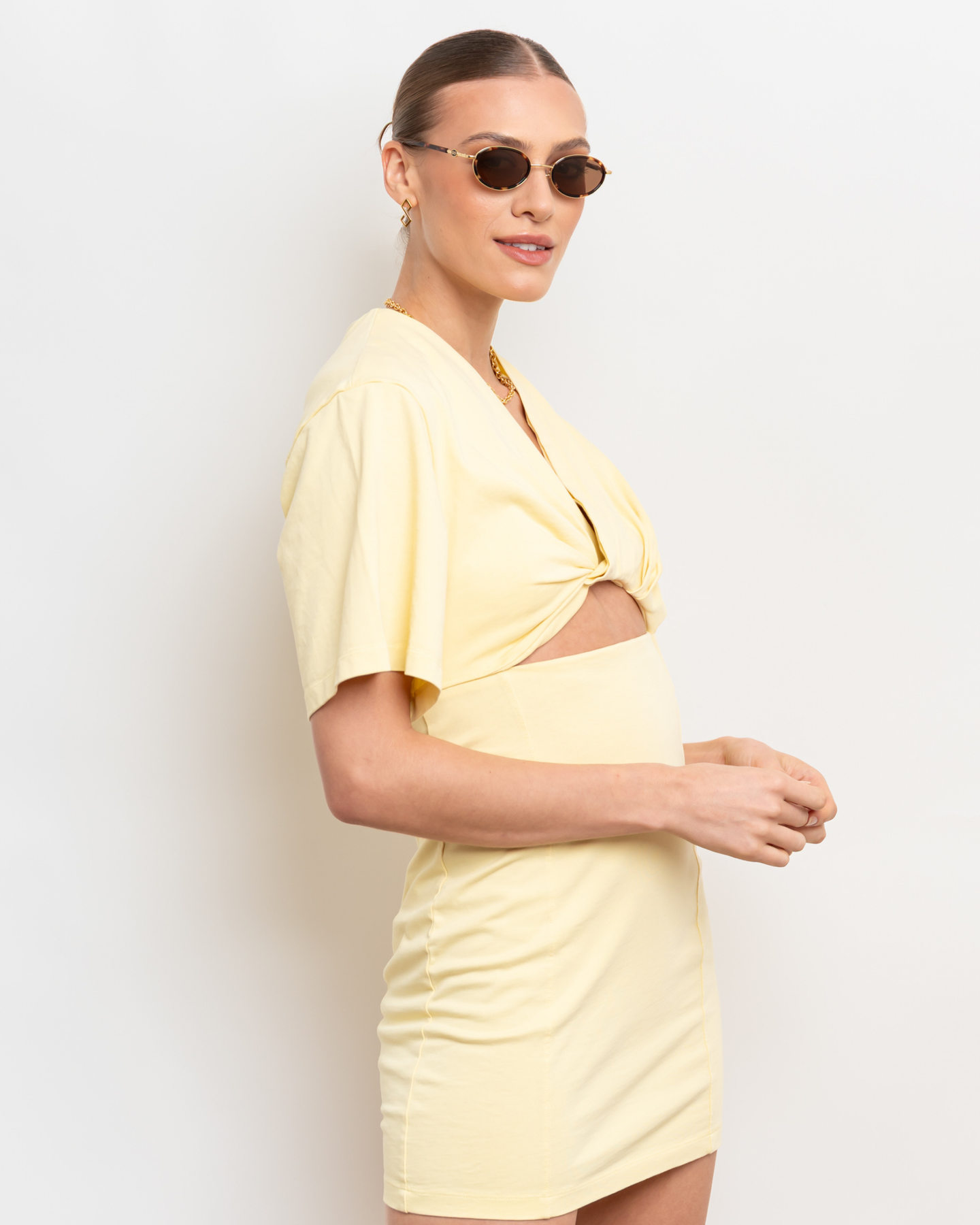 Shop Rea Sunglasses in Tortoise Colour – Available Online in USA, UK, Canada & United Arab Emirates